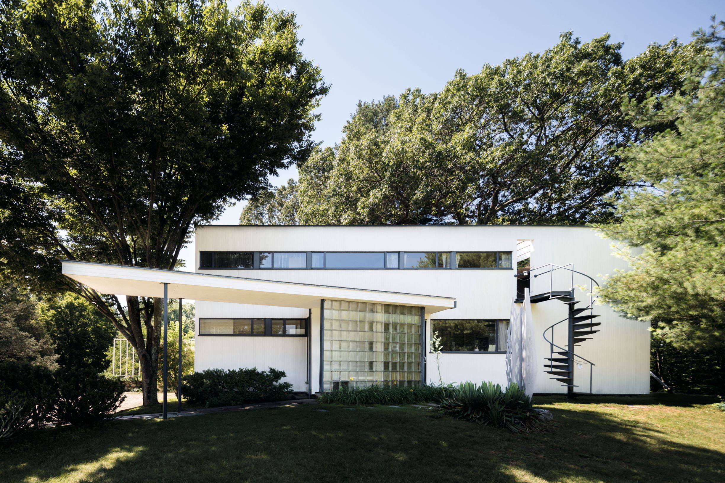 The Gropius House, as featured in Mid-Century Modern Architecture Travel Guide: East Coast USA