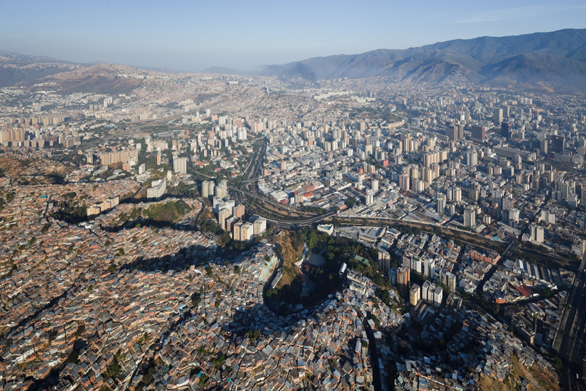 Iwan Baan, Metro cable designed by Urban Think Tank (2010), Caracas, Venezuela