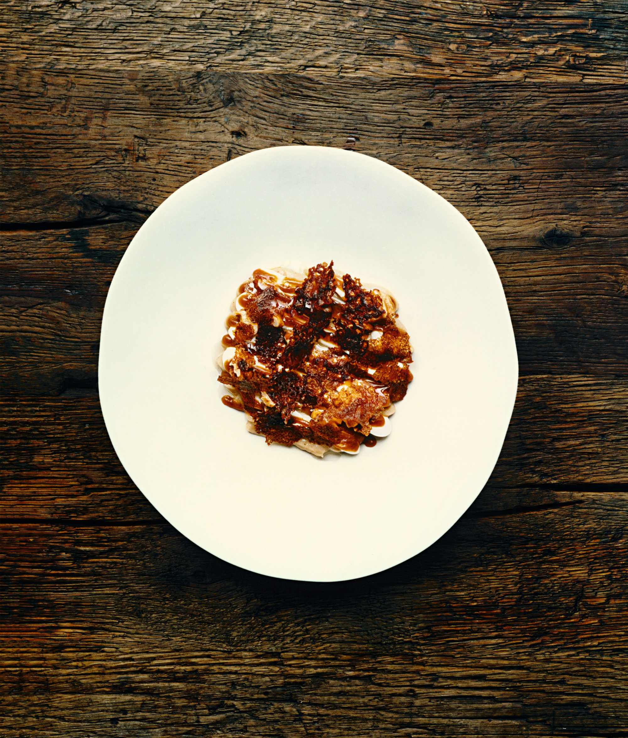 Three-seed mousseline with Savagnin caramel, nougatine and puffed buckwheat