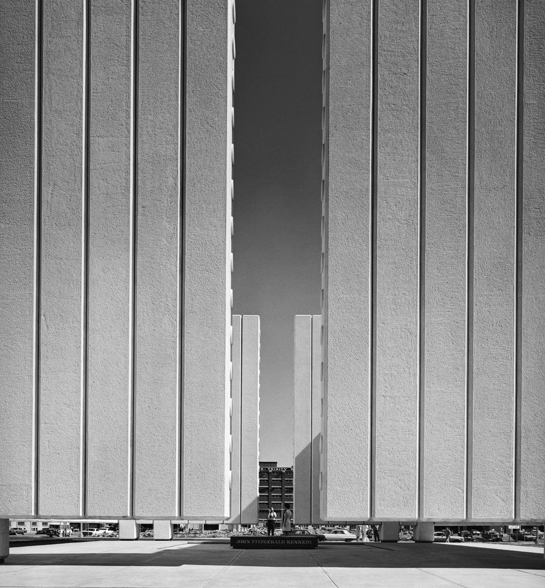 Ezra Stoller: Philip Johnson, John F. Kennedy Memorial Plaza (1970), Dallas, TX, 1970